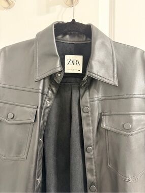 ZARA Womens Black Faux Leather Shirt Jacket